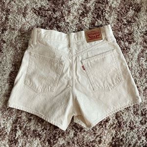 Levi’s shorts
